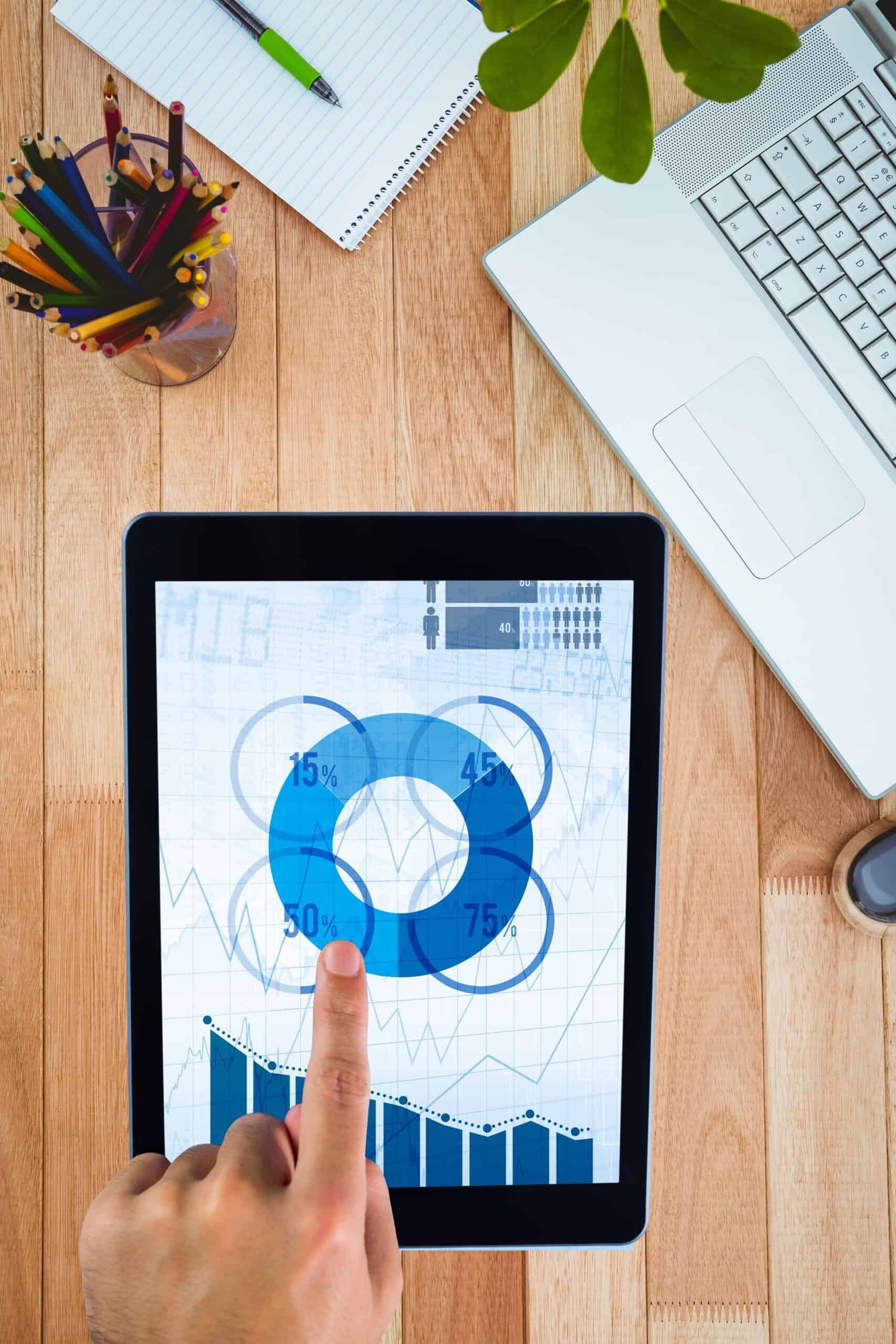 Kurumsal kimlikte veri analizi – modern iş zekâsı dashboardu ve veri görselleştirme